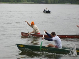  Small canoe race in Angers